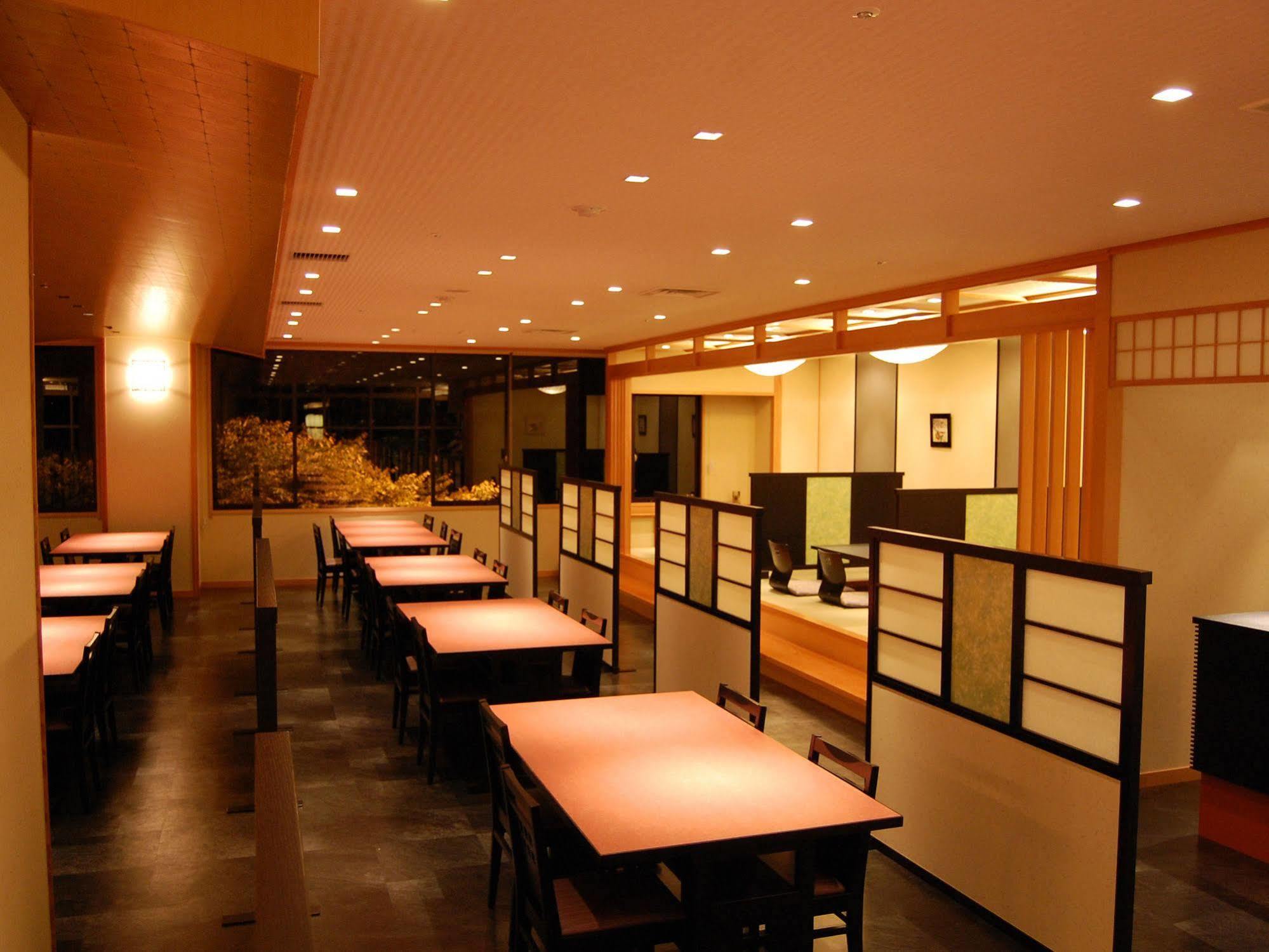 Royal Hotel Yamanaka Onsen Kajikaso Kaga  Buitenkant foto